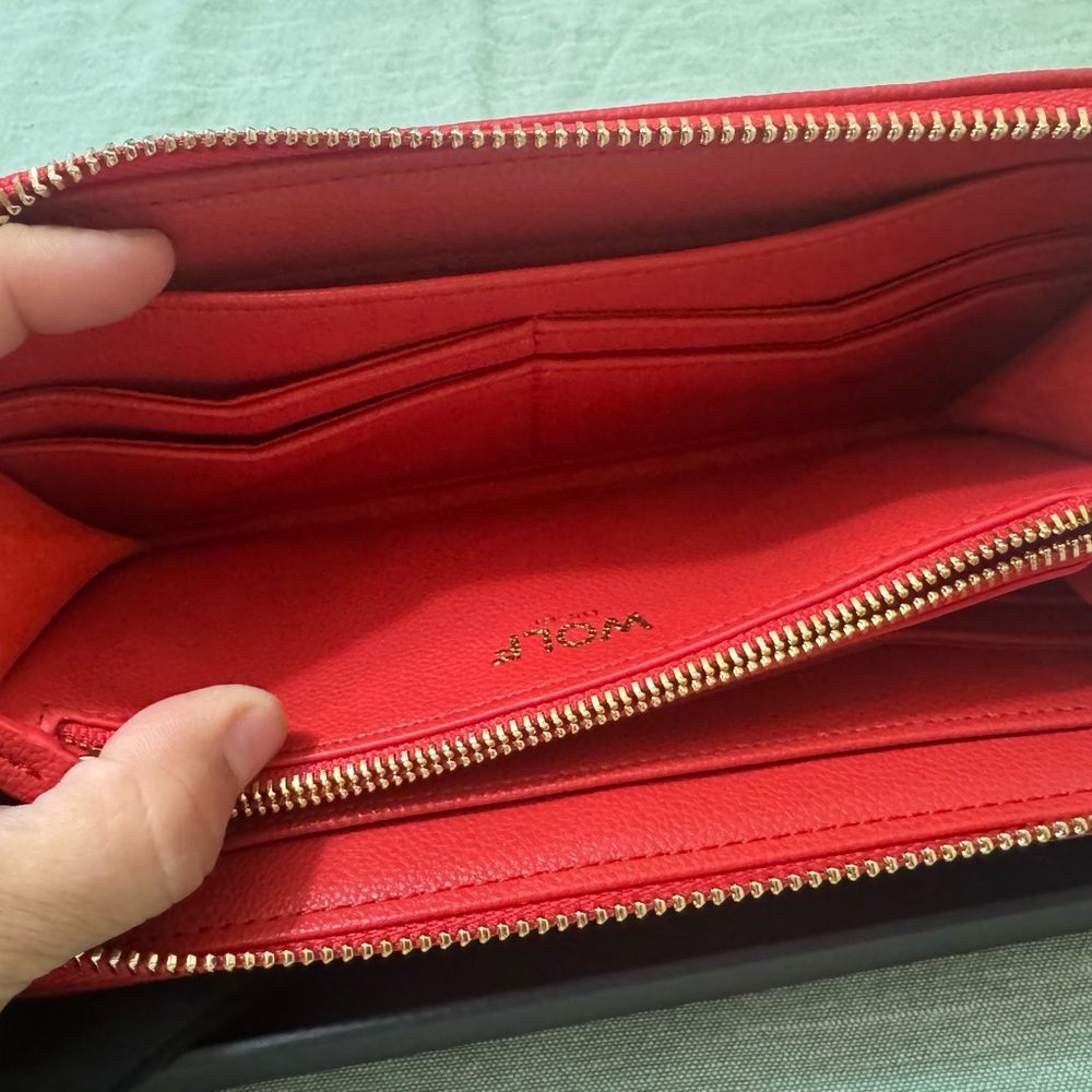 Women Red Wallet - Picture 8 of 10